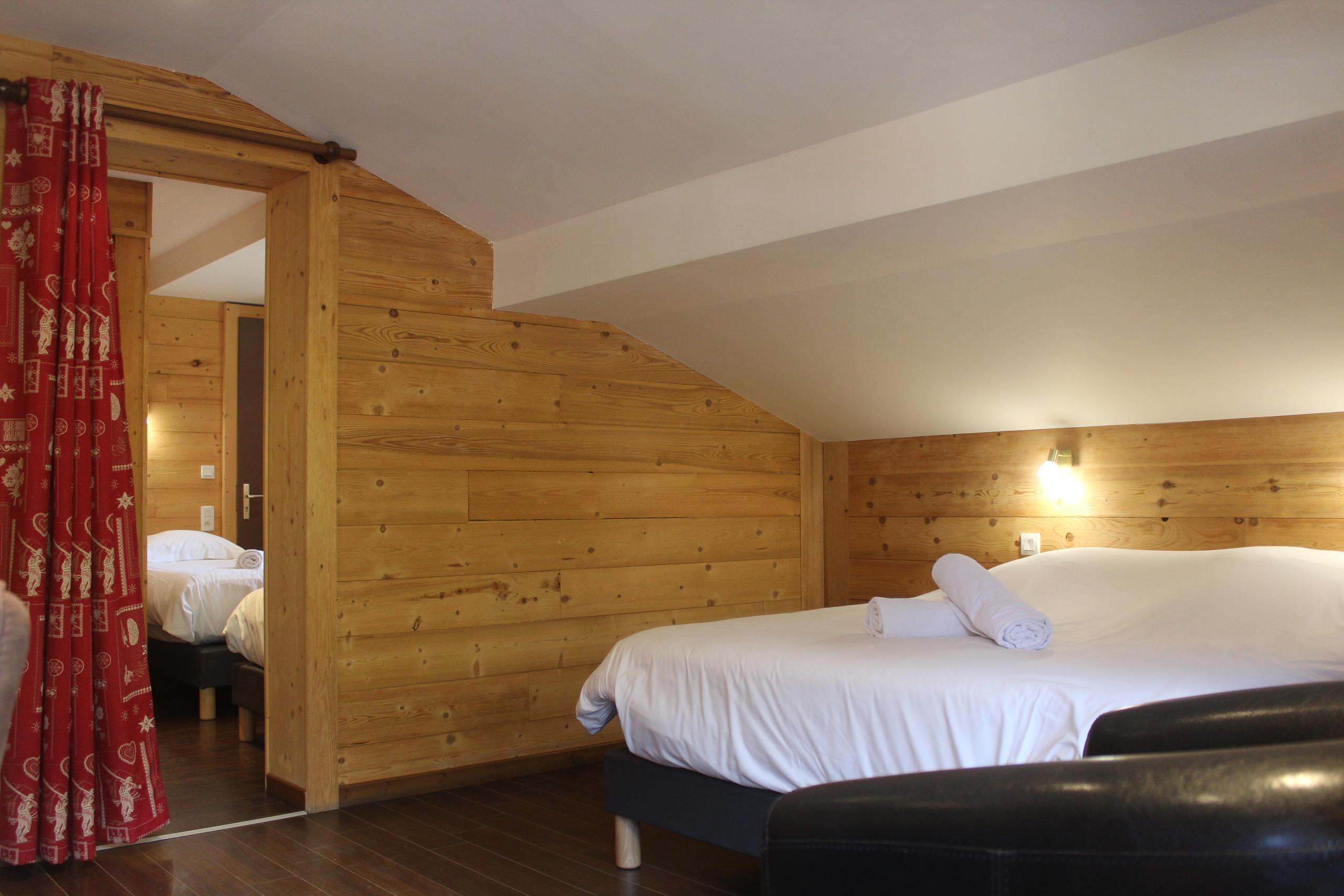 Chambre Familiale - Vue Piste